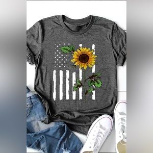 New Sunflower & Flag Print T-Shirt